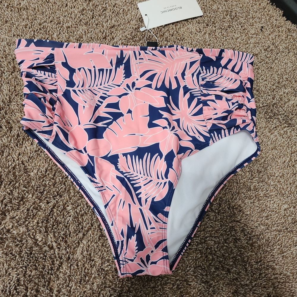 BloomChic Pink and Navy Leaf Print Swim Bottom Size 1x NWT